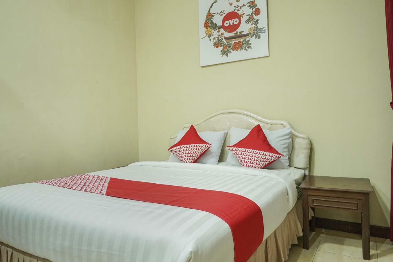 Oyo 804 Ndalem Maharani Guest House Jogyakarta Zewnętrze zdjęcie