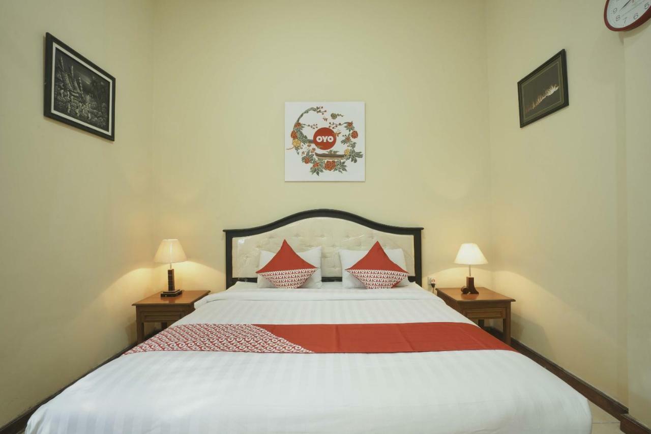 Oyo 804 Ndalem Maharani Guest House Jogyakarta Zewnętrze zdjęcie
