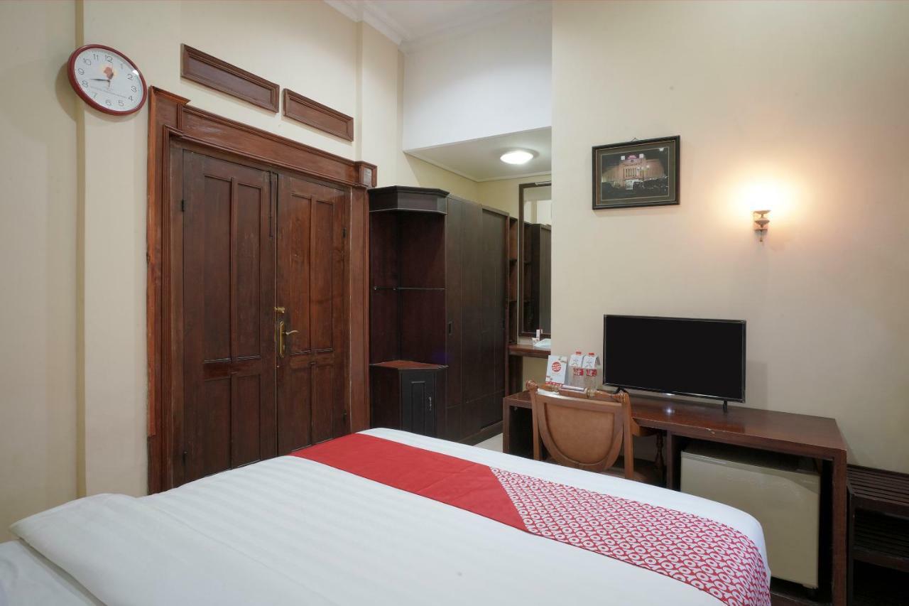 Oyo 804 Ndalem Maharani Guest House Jogyakarta Zewnętrze zdjęcie